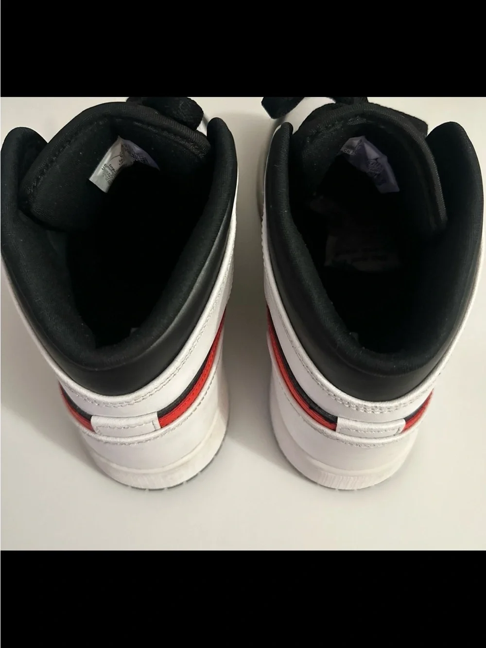 Nike Air Jordan 1 Mid Shoes Black White Red Size 7 Youth Boys